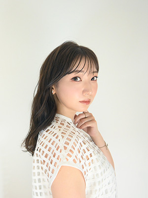 井上麻里奈